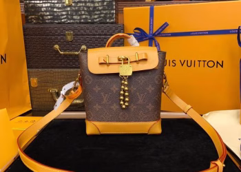 Louis Vuitton M11630 Steamer 15 Handbag