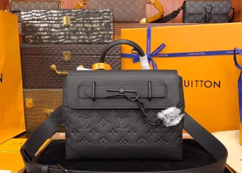 Louis Vuitton Men’s Small Crossbody Bag